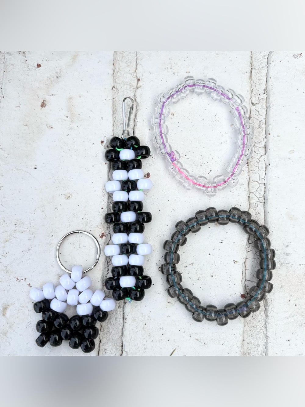 New handmade Kandi Black & White Beaded Bracelet Keychain Set flower Star Single